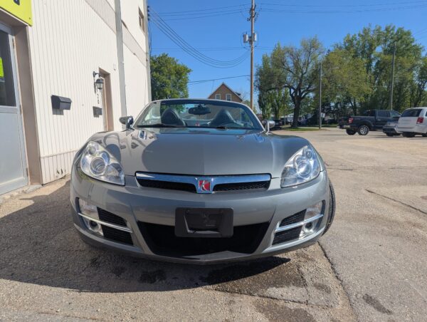 2007 Saturn Sky - Image 3
